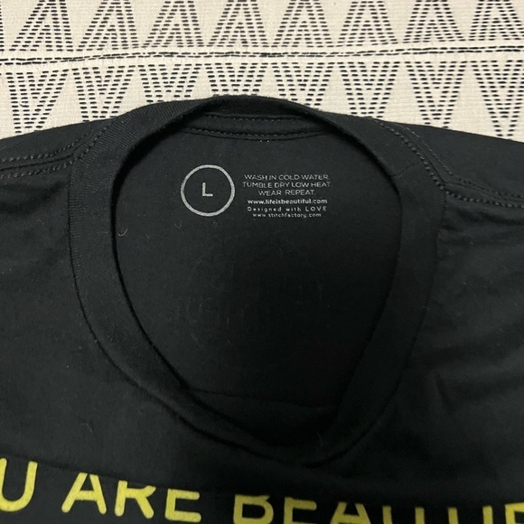 Life Is Beautiful Festival Tee Size Large - Picture 5 of 5